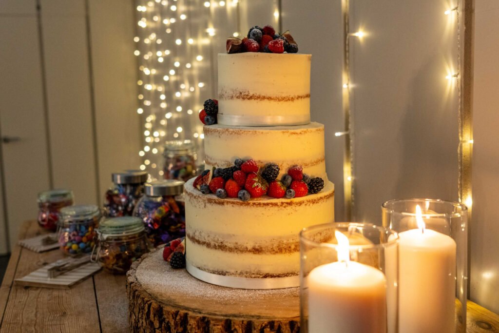 wedding cake at Trevenna Barns Cornwall