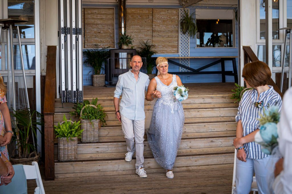 bride coming down the aisle